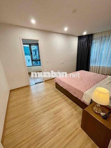 Cho thuê ccmn 2N1K2WC-80m2 mới tinh view Hồ Tây ngõ 267 Hoàng Hoa Thám