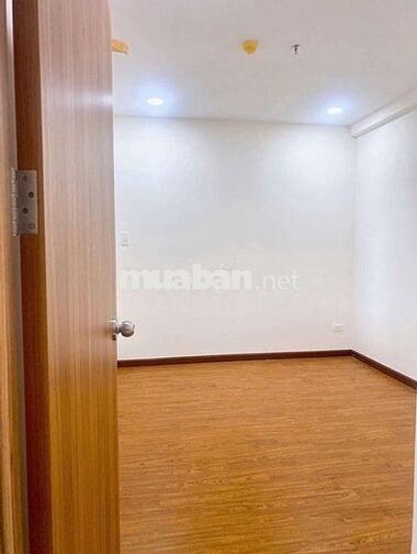 Bán căn hộ mặt tiền đường Mỹ Phước Tân Vạn, sổ hồng riêng