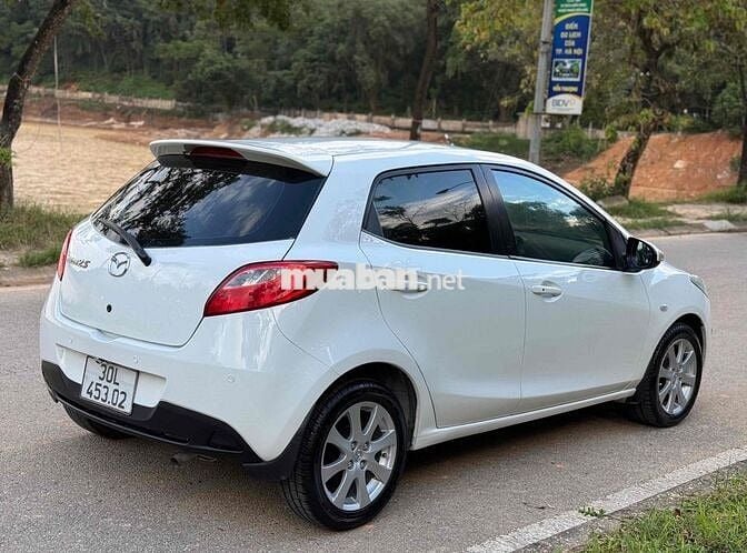 Mazda 2 2014 1.5 AT - 110000 km