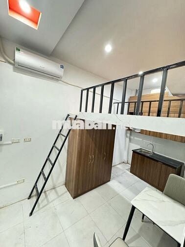 BÁN NHÀ CẦU GIẤY - NHÀ ĐẸP GẦN PHỐ - VỊ TRÍ VÀNG - DÒNG TIỀN ỔN ĐỊNH