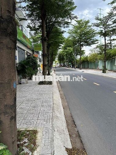 cần sang ks giá 190tr bao gồm cọc 100tr