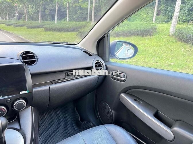 Mazda 2 2014 1.5 AT - 110000 km