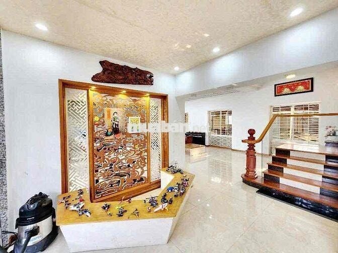 Cho thuê biệt thự 1200m2, kdc Bửu Long, Biên Hoà