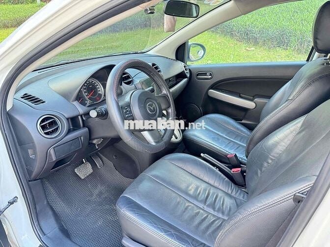 Mazda 2 2014 1.5 AT - 110000 km