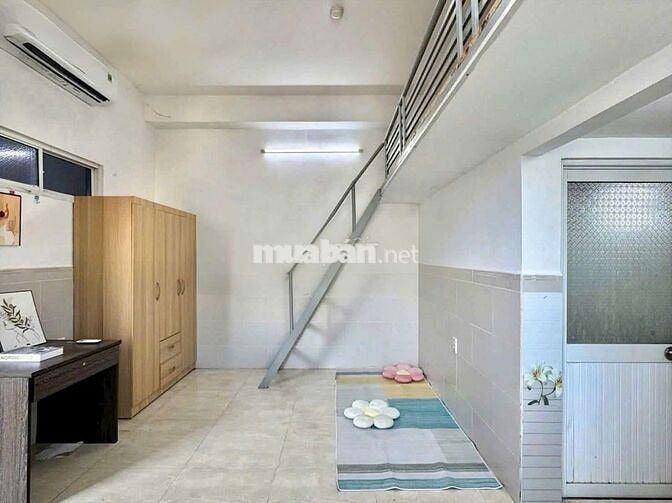 CHDV Giá siêu rẻ ngay chợ lý phục man. Gần đh ufm đi đâu cũng tiện