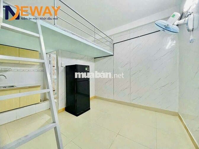 PHÒNG CÓ GÁC FULL NỘI THẤT MÁY LẠNH TỦ LẠNH NGAY KÊNH NƯỚC ĐEN