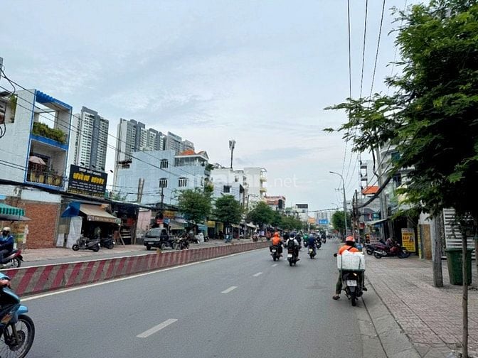 BÁN NHÀ GÓC 2 MẶT TIỀN : 838 HUỲNH TẤN PHÁT - P. TÂN PHÚ - Q. 7 - HCM