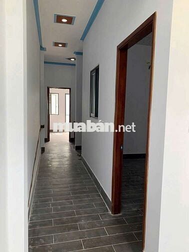 Nhà 1 trệt 1 lầu  gần cầu lớn hóc môn
