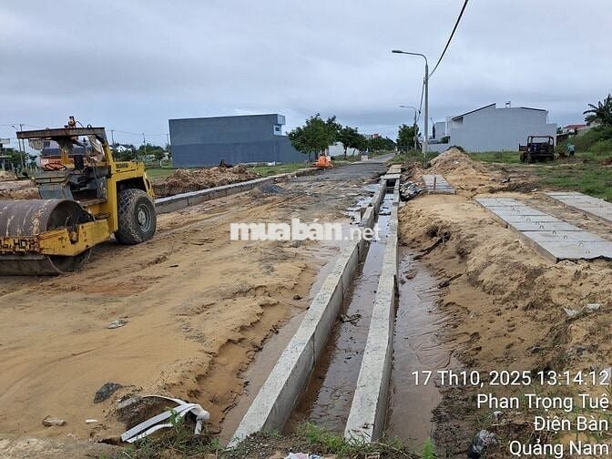 Chính chủ cần bán lô đất 122,5 m2 -- Khu đô thị số 9 Chợ Điện Ngọc