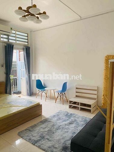 Siêu phẩm 3 phòng ngủ Phan Xích Long hiếm lắm mới có giá vô cùng yêu t