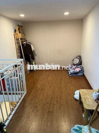 Nhà 2// hẻm 92 P21 Q.Bình Thạnh giá 1.9T TL chính chủ