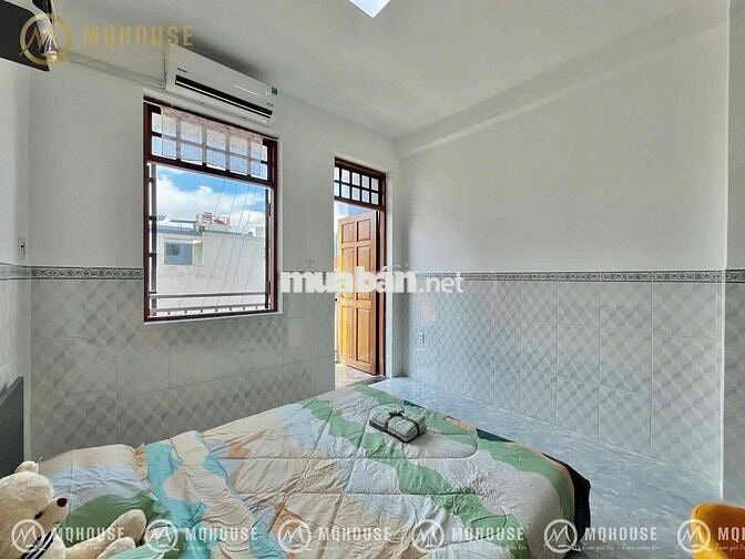 Cho Thuê Căn Hộ Ban Công Tách Bếp Full NT Đường Vĩnh Hội Quận 4