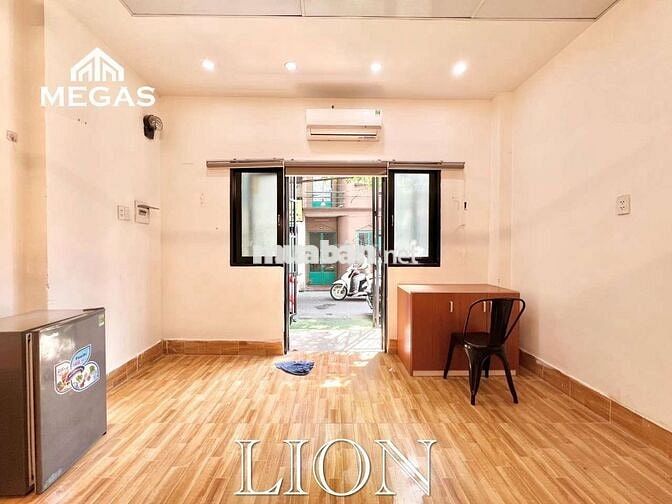 PHÒNG TRỆT DẠNG NHÀ NGUYÊN CĂN NGAY TRUNG TÂM Q1
