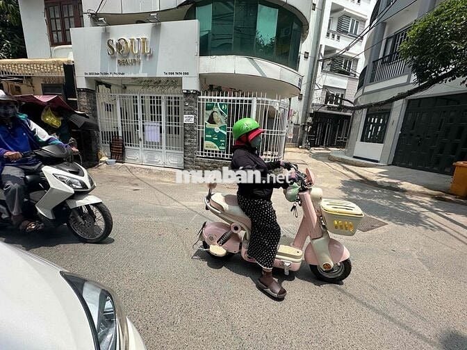 Chính chủ cho thuê mb góc 2mt Đoàn Thị Điểm đẹp thoáng giá rẻ