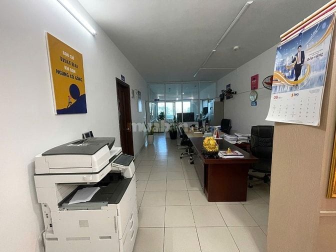 Bán căn hộ chung cư số 165 phố Thái Hà, nhà đẹp, căn góc 3 mặt thoáng. Bán căn hộ chung cư số 165 phố Thái Hà, nhà đẹp, căn góc 3 mặt thoáng.