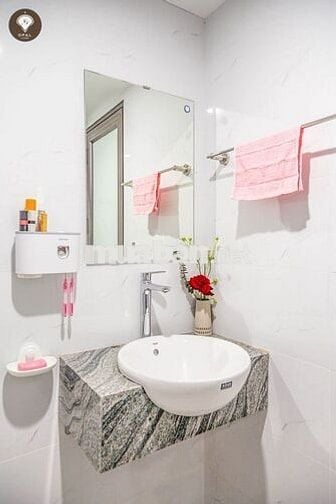 Phòng 28m2 mới 100% đường Trần Quốc Vượng, Q. Cầu Giấy