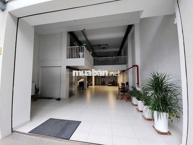 Nhà Kinh Doanh Nguyễn Cửu Vân Bình Thạnh (5,5x20m) T2L. Giá 32 triệu