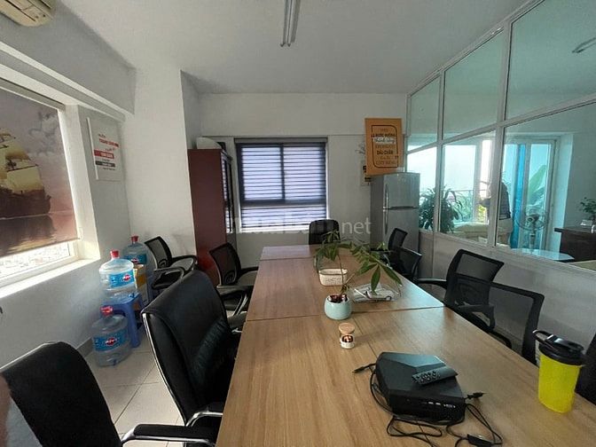 Bán căn hộ chung cư số 165 phố Thái Hà, nhà đẹp, căn góc 3 mặt thoáng. Bán căn hộ chung cư số 165 phố Thái Hà, nhà đẹp, căn góc 3 mặt thoáng.