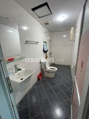 Bán căn hộ chung cư số 165 phố Thái Hà, nhà đẹp, căn góc 3 mặt thoáng. Bán căn hộ chung cư số 165 phố Thái Hà, nhà đẹp, căn góc 3 mặt thoáng.