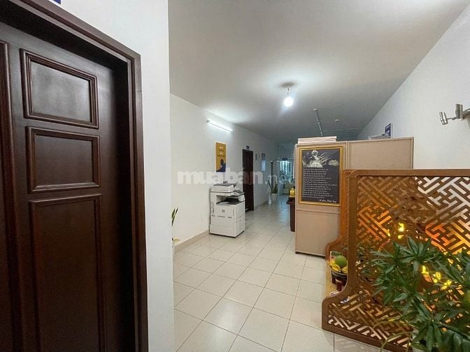 Bán căn hộ chung cư số 165 phố Thái Hà, nhà đẹp, căn góc 3 mặt thoáng. Bán căn hộ chung cư số 165 phố Thái Hà, nhà đẹp, căn góc 3 mặt thoáng.