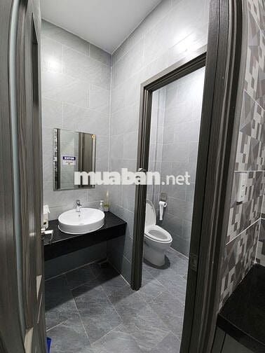 Nhà Kinh Doanh Nguyễn Cửu Vân Bình Thạnh (5,5x20m) T2L. Giá 32 triệu