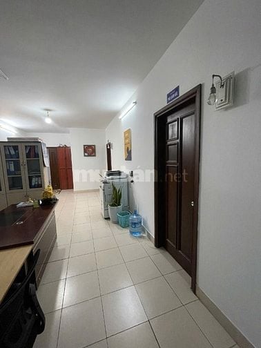 Bán căn hộ chung cư số 165 phố Thái Hà, nhà đẹp, căn góc 3 mặt thoáng. Bán căn hộ chung cư số 165 phố Thái Hà, nhà đẹp, căn góc 3 mặt thoáng.