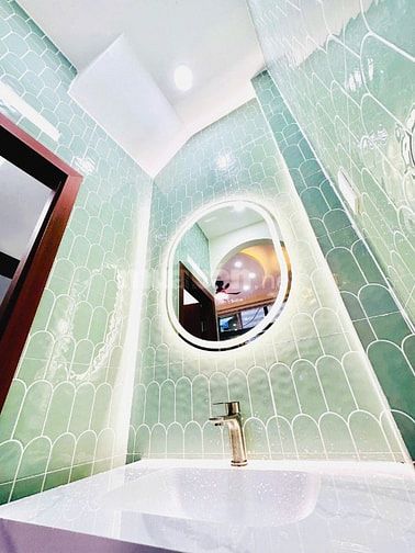 Nhà mới lên sóng 4 tầng Nguyễn Thiện Thuật, Quận 3