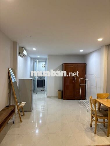 Cho thuê CHDV hẻm 73 gần Công viên khánh Hội Quận 4 full nội thất
