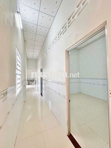 Cần bán gấp căn nhà cấp 4 ở Đ. Giồng Cát , Củ Chi 120m2 SHR giá 770tr