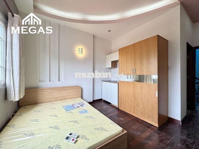 STUDIO CỬA SỔ LỚN NHÀ MỚI HOÀN THIỆN TRUNG TÂM Q10