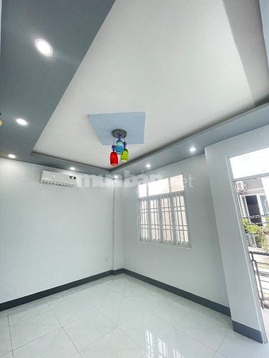 Cho thuê hẻm xe hơi thành Mỹ tân bình 11 triệu 
