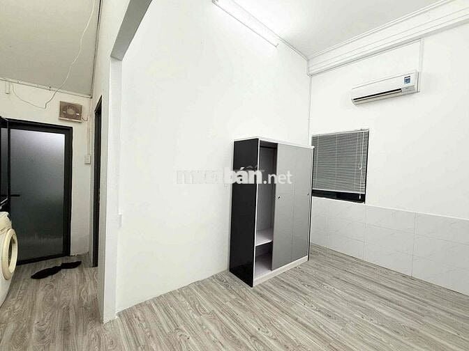 🆘🚨Cho thuê căn 2PN + 1PK, máy giặt riêng, gần trường UTH, ngoại thương