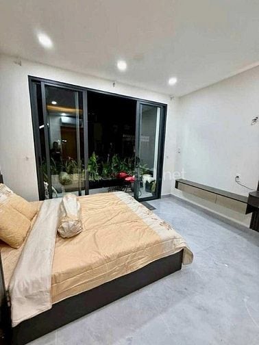 Bán nhà riêng đẹp xuất sắc tại Lê Minh Xuân, 4,15 tỷ, 60m2, Tân Bình, 