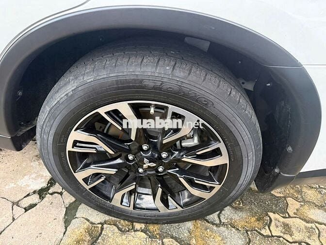 Mitsubishi Outlander 2020 2.0 CVT - 97000 km