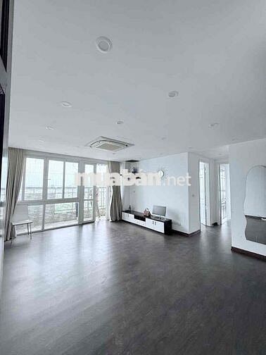 Bán nhanh căn hộ chung cư Hoà Phát,92 m, 3 N,2 VS, lô góc , View đẹp