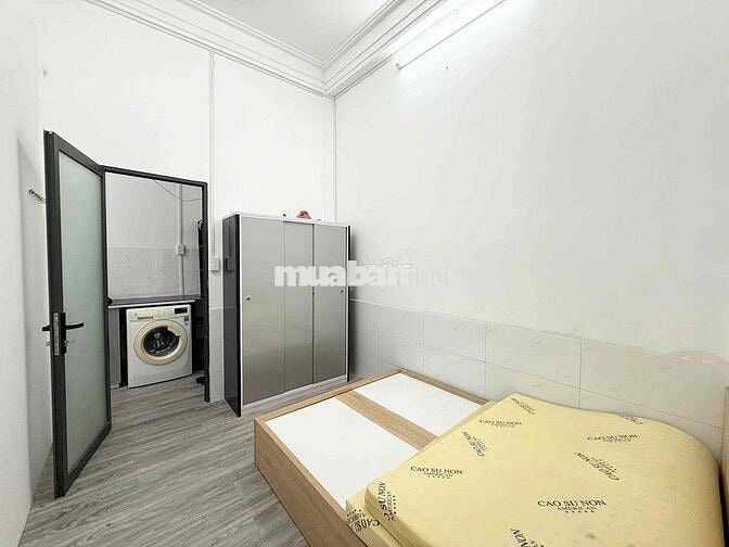 🆘🚨Cho thuê căn 2PN + 1PK, máy giặt riêng, gần trường UTH, ngoại thương