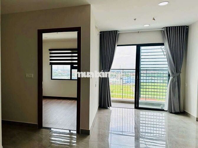 Cho thuê căn hộ 1pn+, Legacy có rèm giá 3,8 triệu / tháng