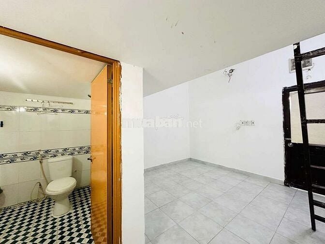 PHÒNG TRỌ CÓ GÁC GIÁ RẺ DIỆN TÍCH RỘNG GẦN ĐẦM SEN GIỜ GIẤC TỰ DO