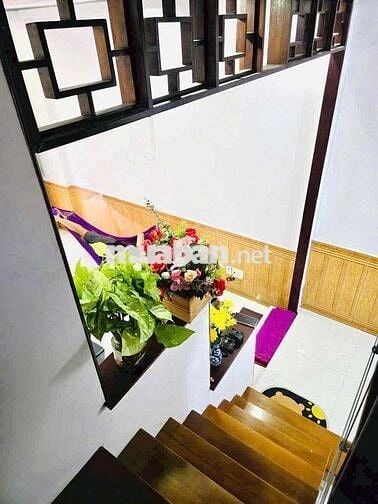 CHO THUÊ NHÀ NGUYÊN CĂN 2PN-2WC NGAY LÊ TRỌNG TẤN