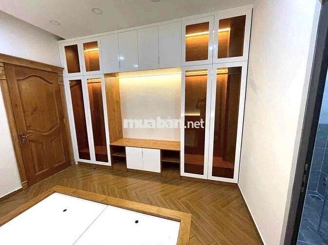 Cho thuê Nguyên căn, Trệt, Lửng, 4 Lầu, ST, Phạm Văn Chiêu, Gò Vấp