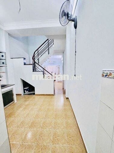 🏡 CHO THUÊ NHÀ 40M2 – Q4 – 3 TẦNG KIÊN CỐ BTCT – 9.5 Triệu / Tháng🏡