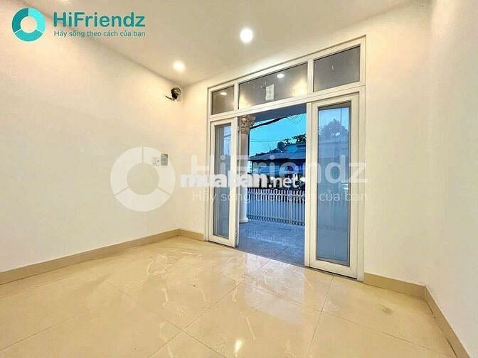 MẶT BẰNG KINH DOANH ĐA NGÀNH NGHỀ TẠI NGÃ 4 ĐÔNG ĐÚC LƯỢNG KHÁCH NHIỀU
