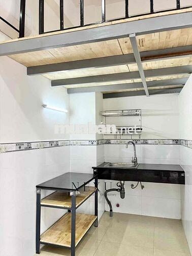 PHÒNG 30m2 SẴN MÁY LẠNH, TỦ LẠNH, NGAY DƯƠNG QUẢNG HÀM, GẦN VLU
