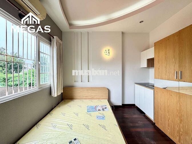 STUDIO CỬA SỔ LỚN NHÀ MỚI HOÀN THIỆN TRUNG TÂM Q10