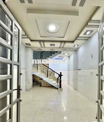 Nhà 4x11m 2Lầu ST (3PN 3WC) Hẻm Ôtô. Bình Trị Đông. Bình Tân