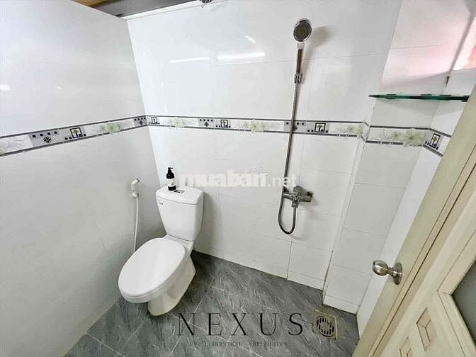 PHÒNG 30m2 SẴN MÁY LẠNH, TỦ LẠNH, NGAY DƯƠNG QUẢNG HÀM, GẦN VLU