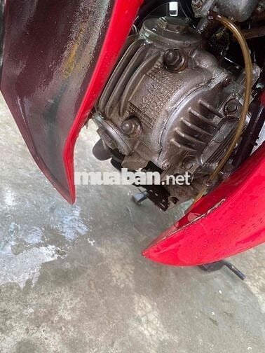 máy êm k lỗi lầm , mua về chỉ việc đổ xăng chạy
