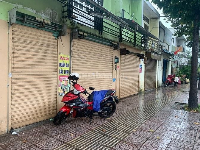 Nhà trệt lầu Mặt Tiền đường Phạm Văn Đồng Thủ Đức sổ hồng riêng 3,2 tỷ