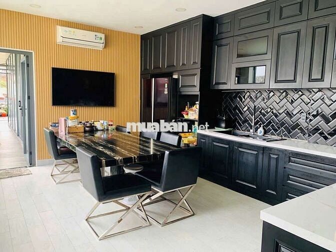 Cho thuê nhà mặt tiền Huỳnh Tấn Phát