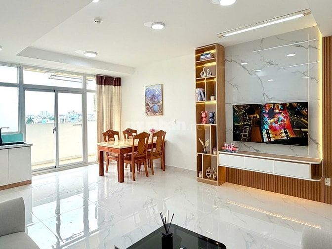 Chính chủ căn 82m2 Hoàng Kim Thế Gia, sổ hồng sẵn, nhà mới, nội thất